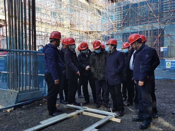 3、MILAN米兰体育·（中国）官方网站领导与华能集团领导交流方型扣加固体系工艺.jpg