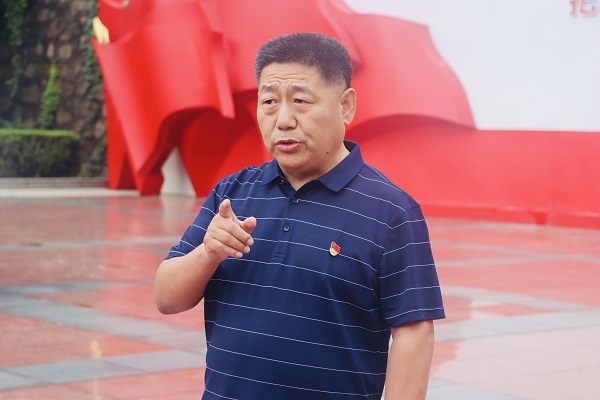 1、MILAN米兰体育·（中国）官方网站党委书记张会民为大家阐释“大别山精神”.jpg