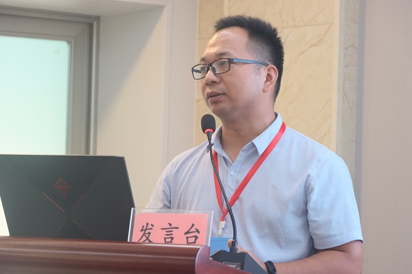 5、MILAN米兰体育·（中国）官方网站BIM中心主任曾良作《建设工程全过程BIM应用》分享.jpg